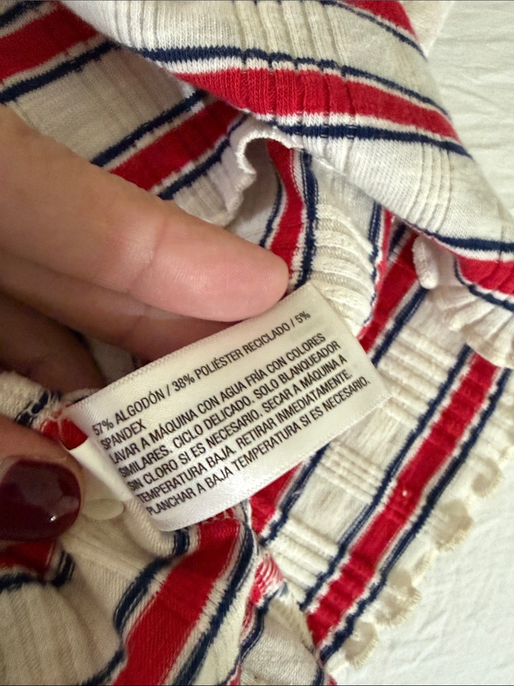 Universal Thread striped tank - Picture 4 of 6